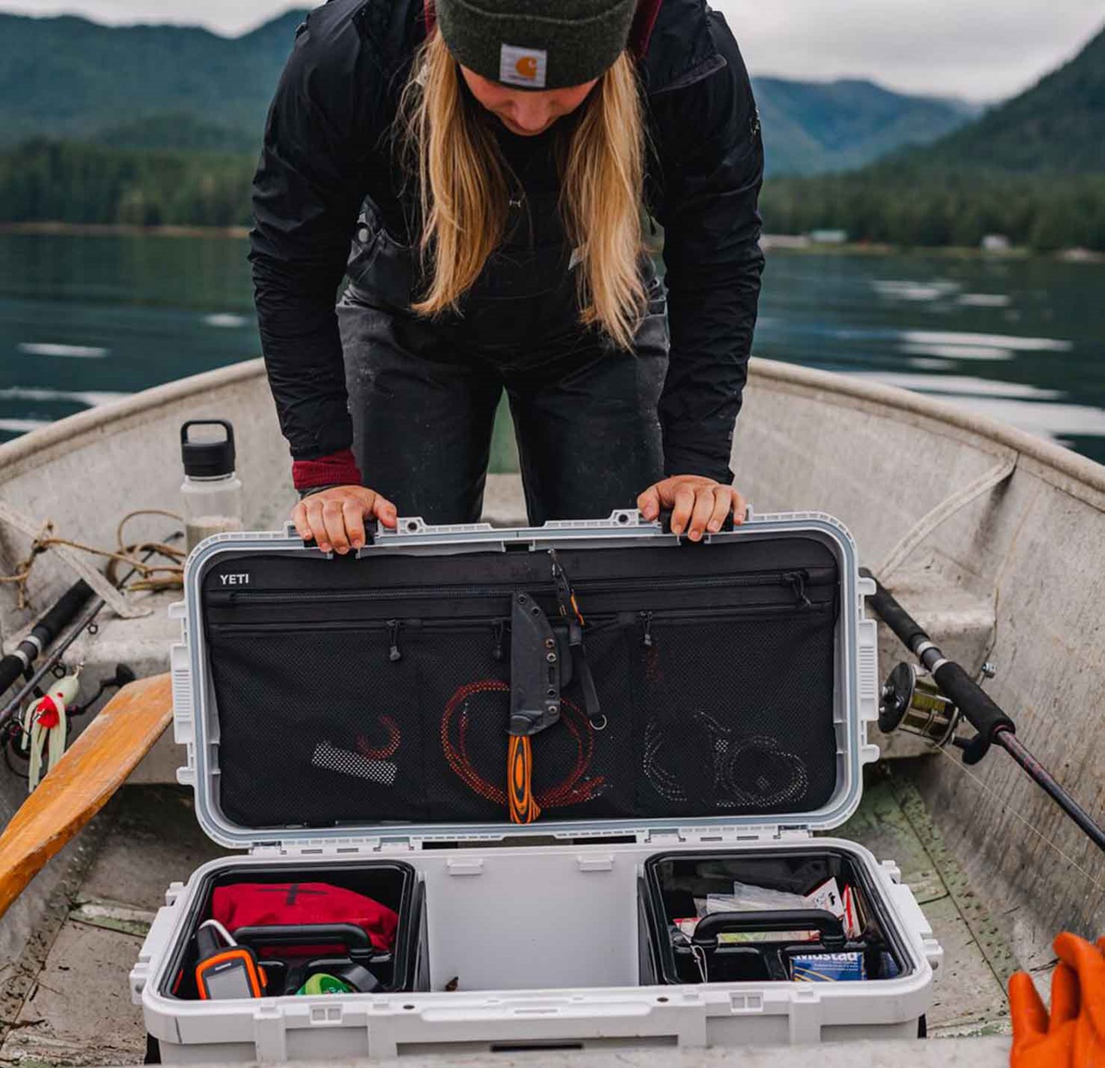 Indersiden af en Yeti Tundra køleboks.
