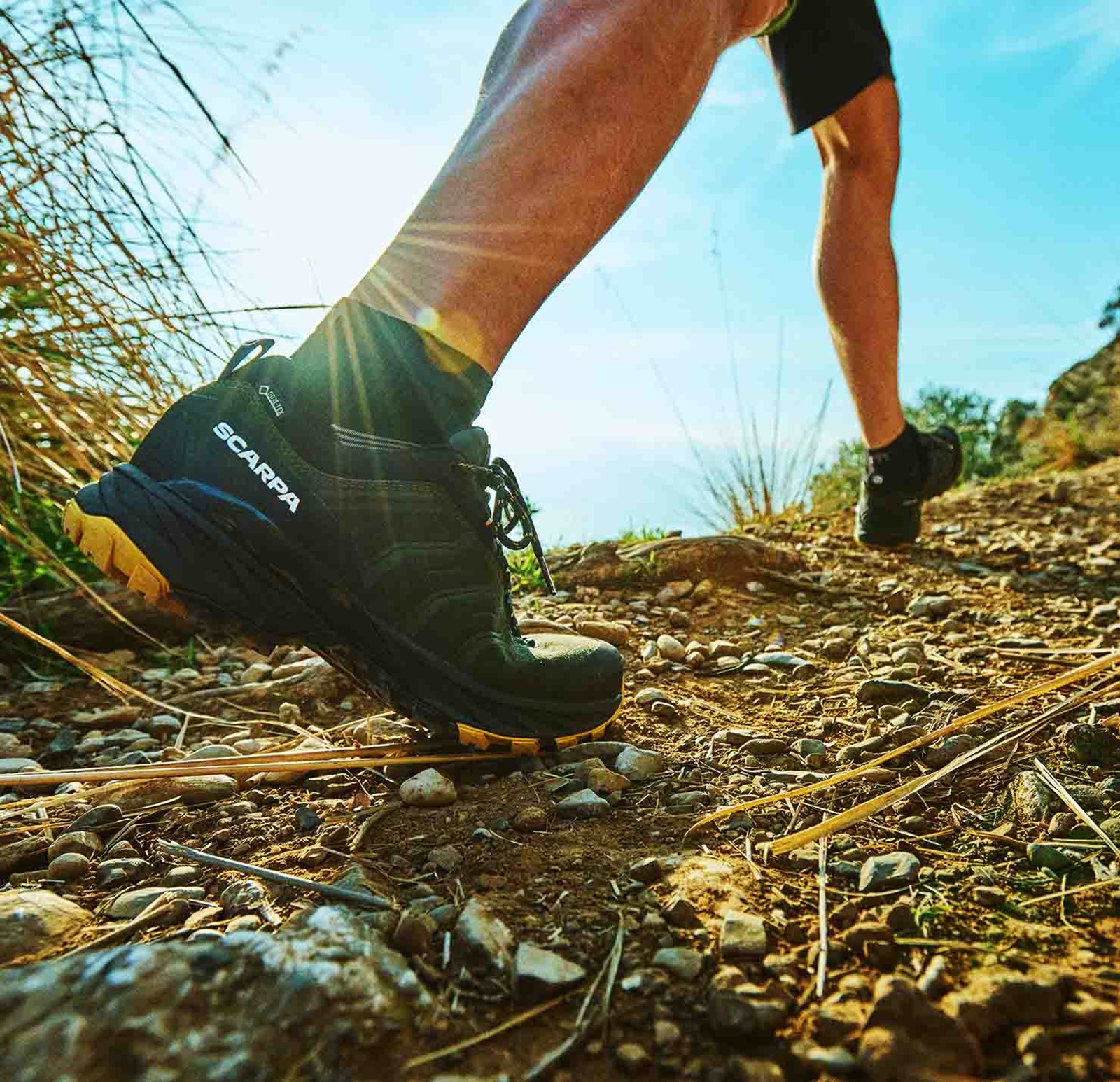 Closeup af en Scarpa vandresko.
