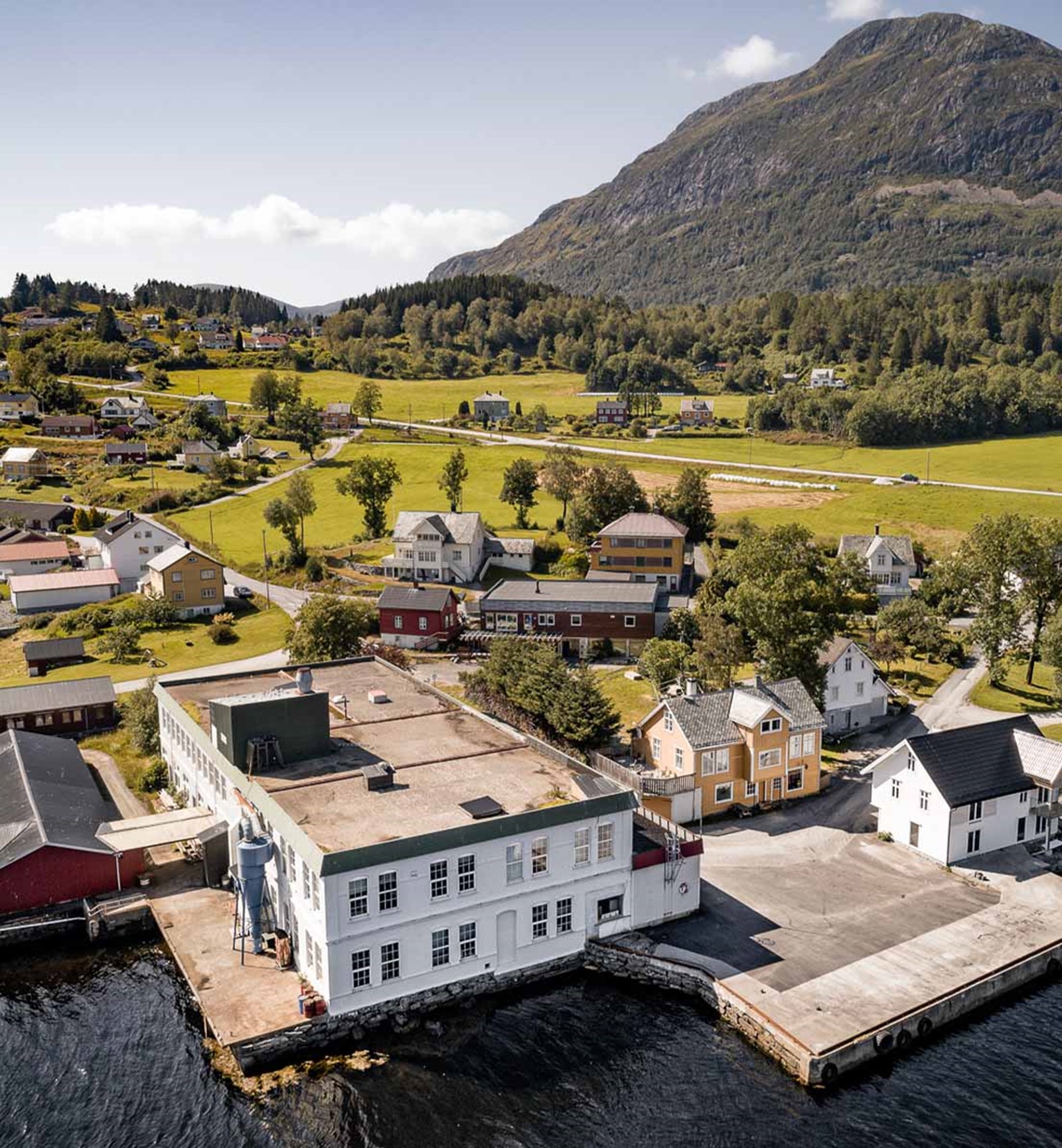 Helles fabrik i Holmedal nu.