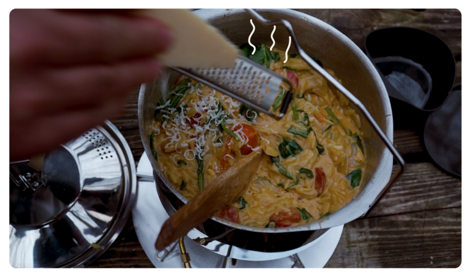 Revet ost over orzo