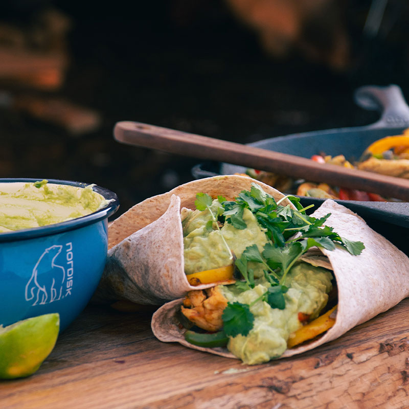 Fajitas med kylling og nem guacamole på teltovn
